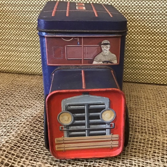 Hershey’s Chocolate 1995 delivery truck tin container - Picture 5 of 7